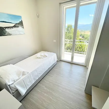 Ipnotica - Panoramic Views Exquisite Pool - Sleeps 7 - Very Stylish Villa