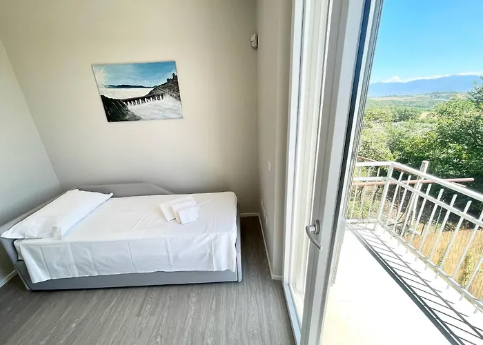 Ipnotica - Panoramic Views Exquisite Pool - Sleeps 7 - Very Stylish ヴィラ