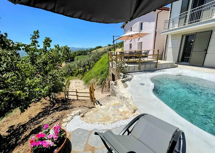 Ipnotica - Panoramic Views Exquisite Pool - Sleeps 7 - Very Stylish San Gregorio (Perugia)